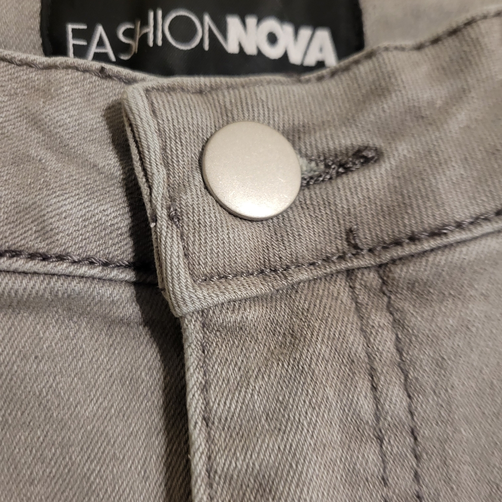 Fashion Nova Beacon Body Lifting Ripped High Rise Stretch Skinny Gray Denim SZ11 - Picture 5 of 14